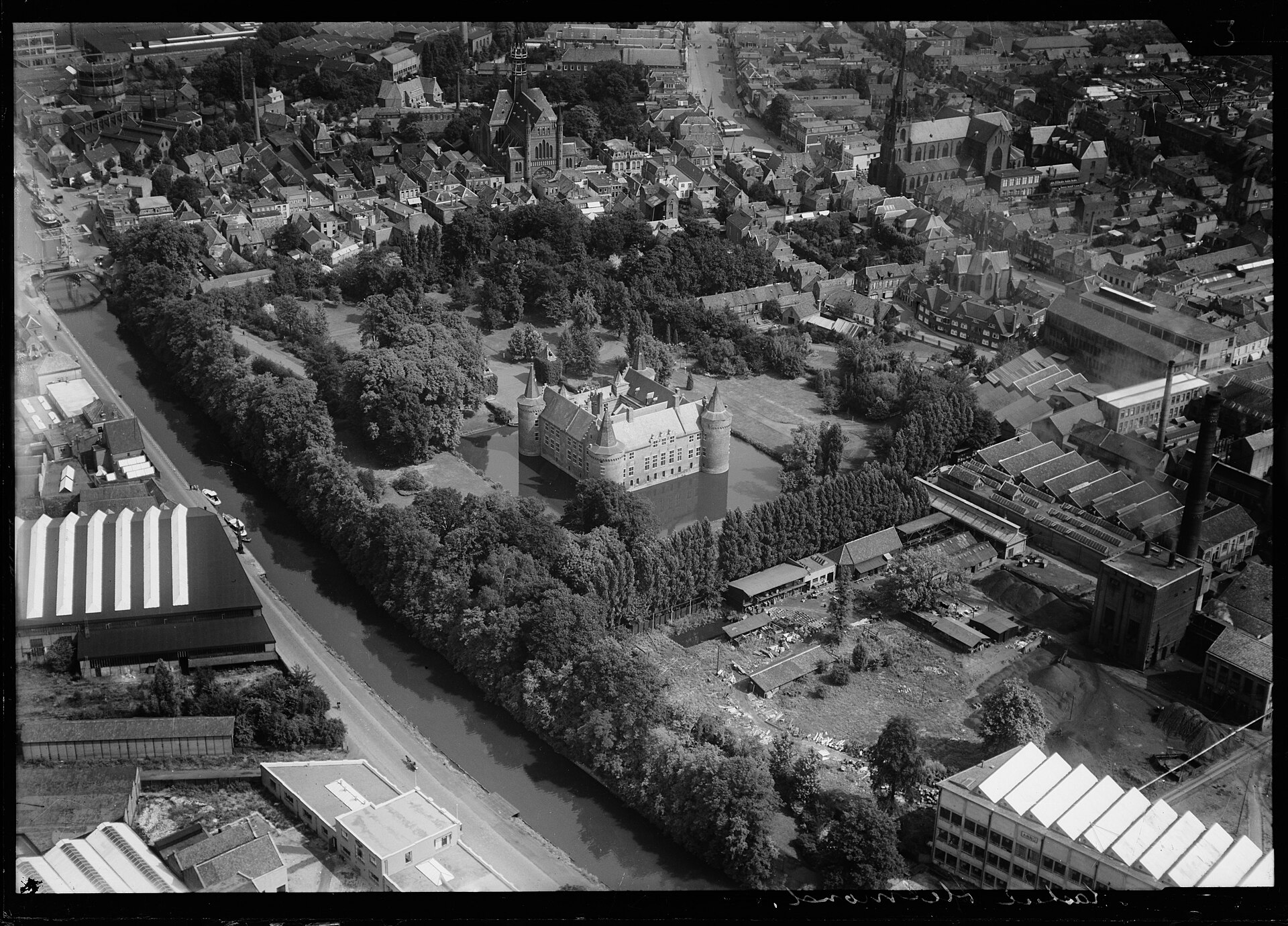 Kasteel Helmond, historic