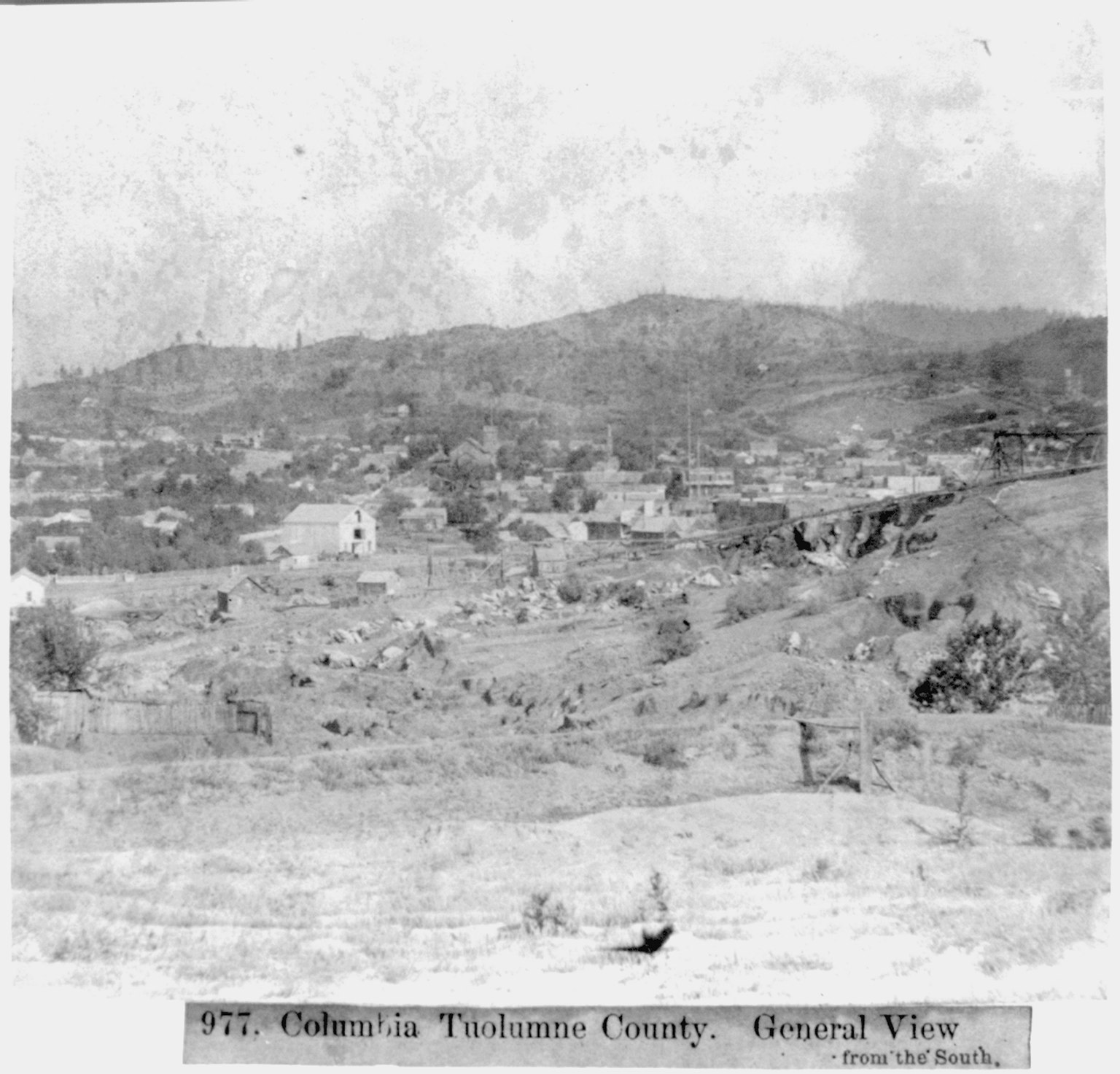 Columbia Tuolumne County - General view from the South LCCN2002717169.jpg