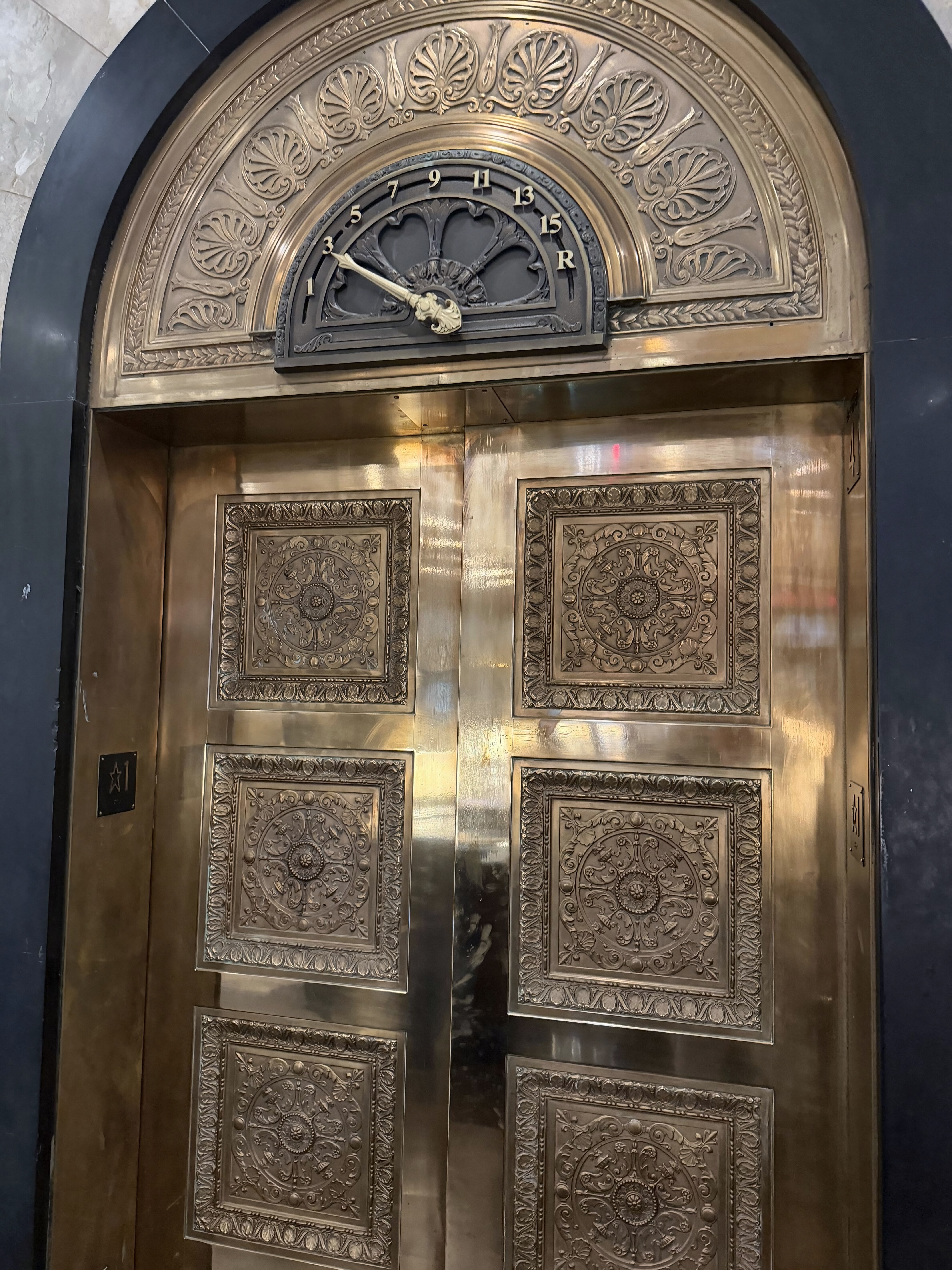 Hotel St. Louis (Union Trust Building)