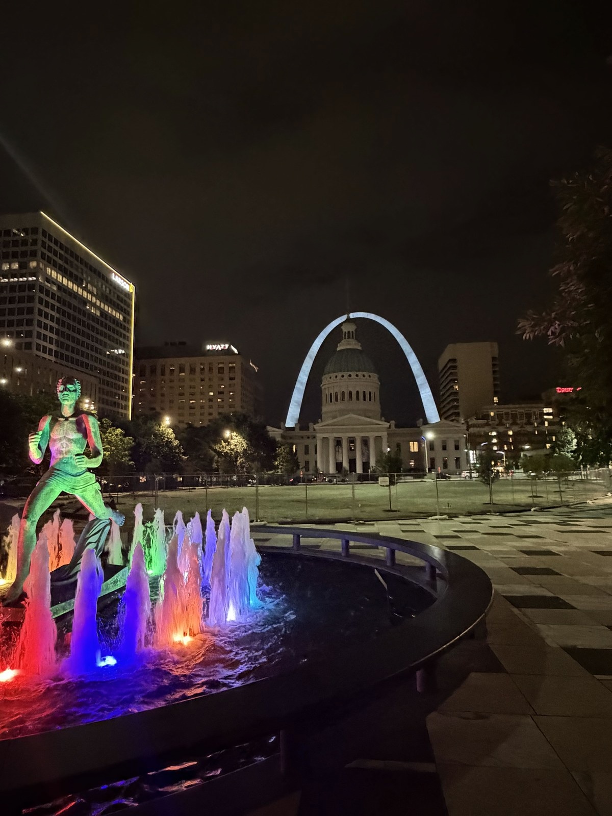 Kiener Plaza & The Runner