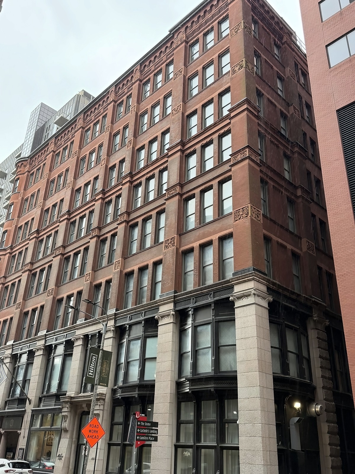 The Pennywell (Merchants–Laclede Building)